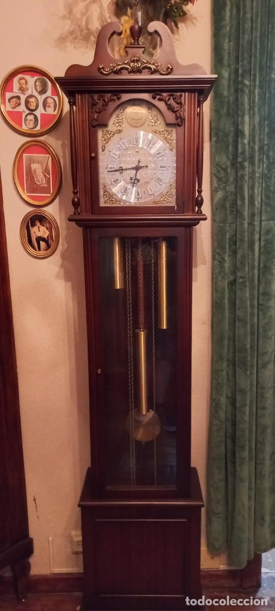 Vintage Watches: Reloj de pie con carrill&oacute;n y tres pesas