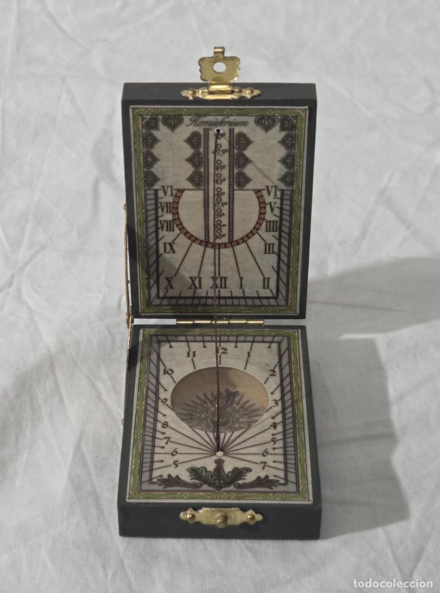 Vintage: Reloj solar con br&uacute;jula en madera - Foto 2