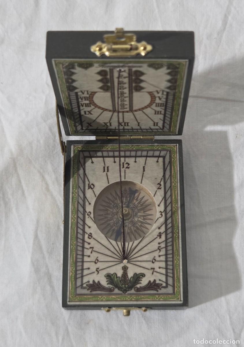 Vintage: Reloj solar con br&uacute;jula en madera - Foto 3