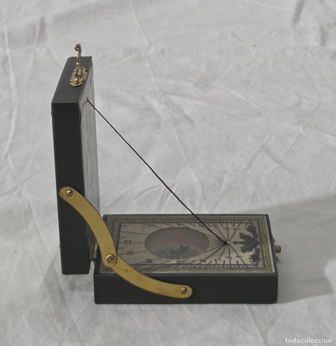 Vintage: Reloj solar con br&uacute;jula en madera - Foto 6