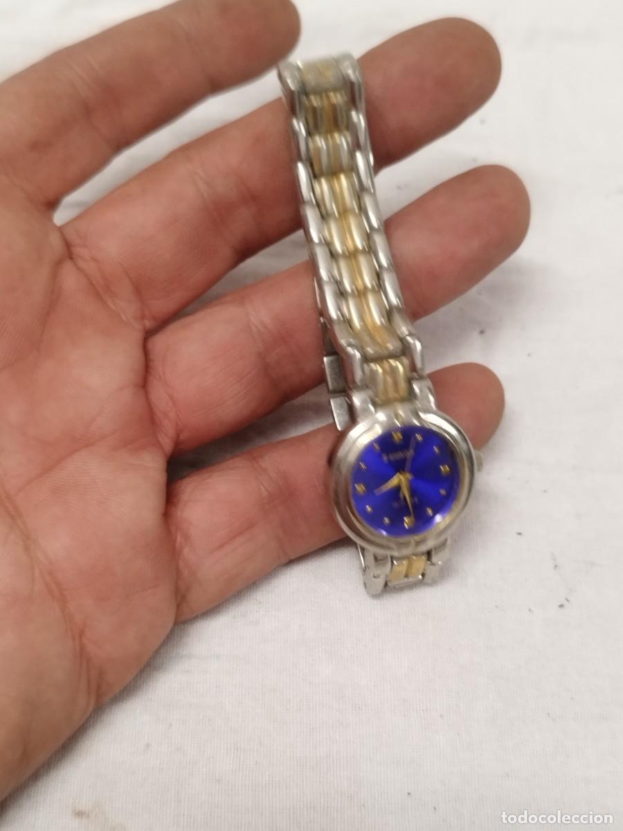 Vintage: Reloj Vintage Shinon Quartz para Mujer &ndash; Esfera Azul y Bicolor Sin Probar.