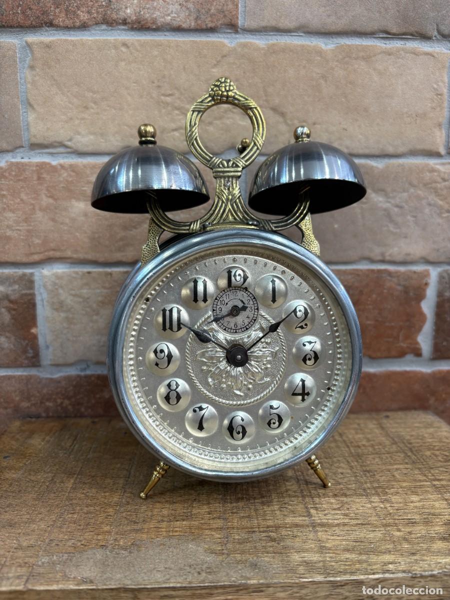 Vintage: Reloj despertador antiguo de doble campana Primus