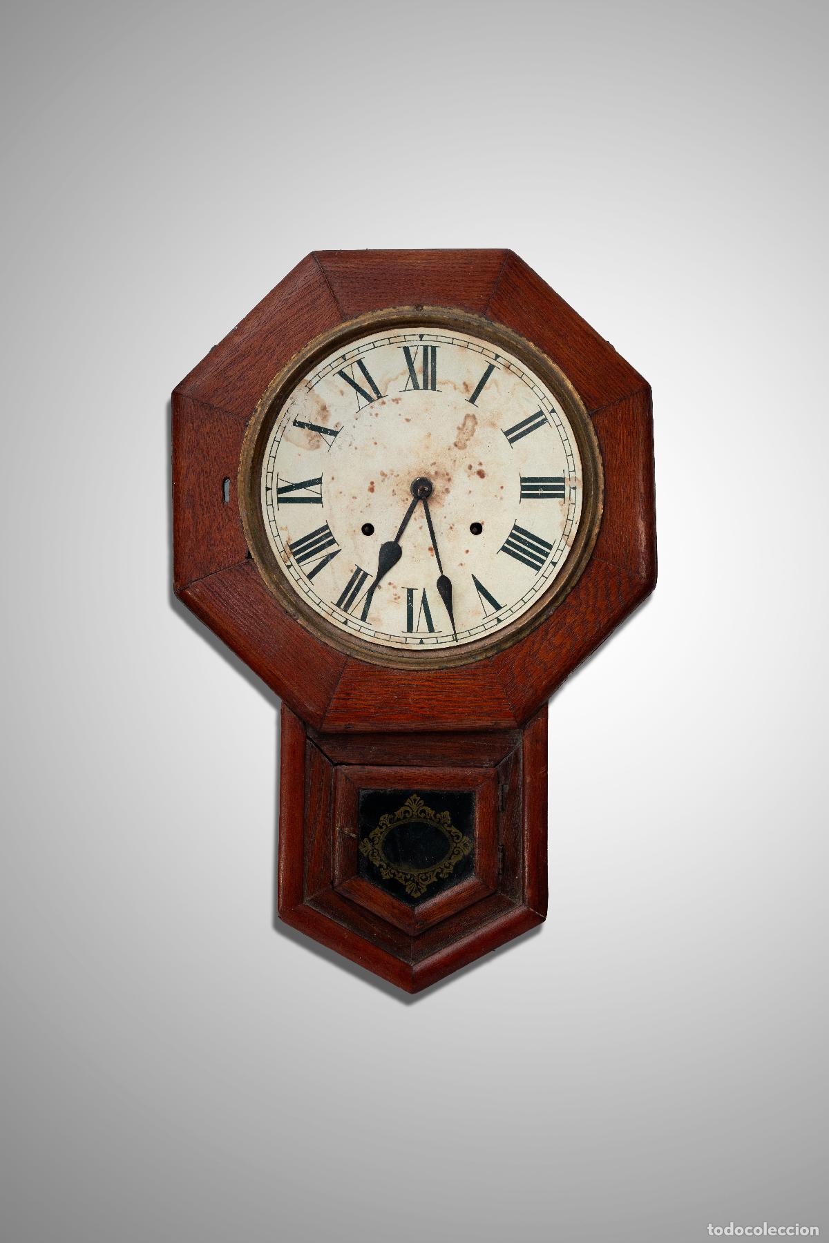 Vintage: Antiguo Reloj de Pared de cuerda y pendulo, Oct&aacute;gono (Drop Octagon).