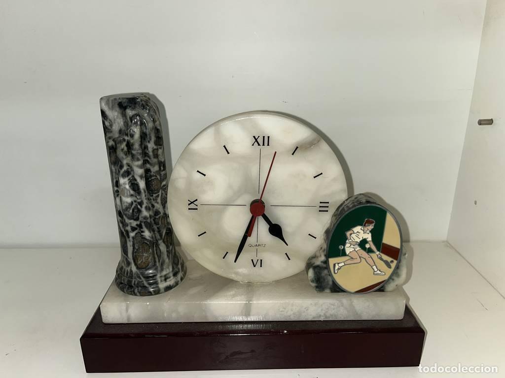 Vintage: RELOJ DE M&Aacute;RMOL..... - Foto 4