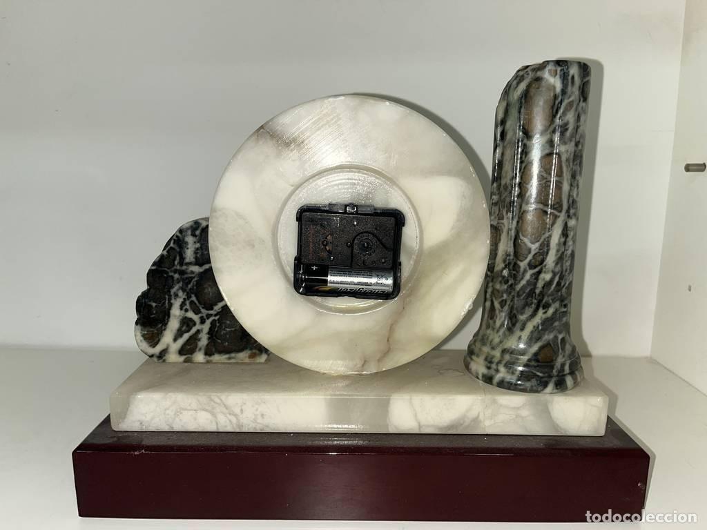 Vintage: RELOJ DE M&Aacute;RMOL..... - Foto 8