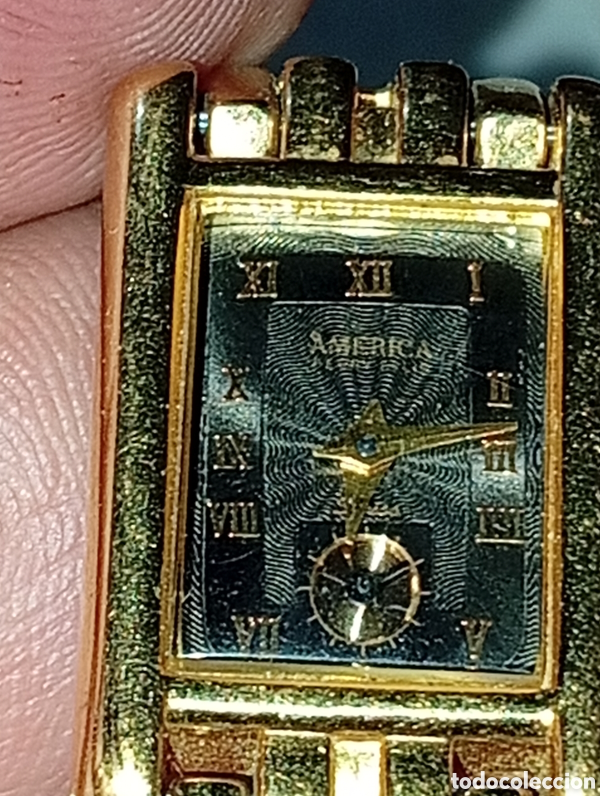 Vintage: PERRY ELLIS AMERICA Small Seconds Watch
