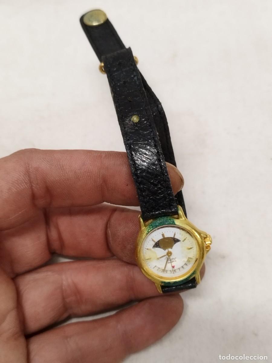 Vintage: Reloj Micro Vintage Fases Lunares Para Restaurar. Ver fotos para comprobar su estado.