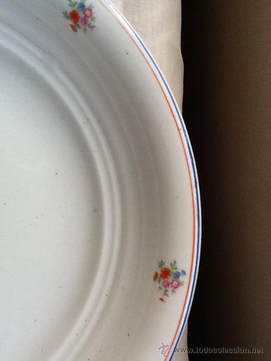Vintage: ANTIGUO CUENCO CON PIE. PORCELANA CON PEQUE&Ntilde;AS FLORECILLAS. SIN MARCAS