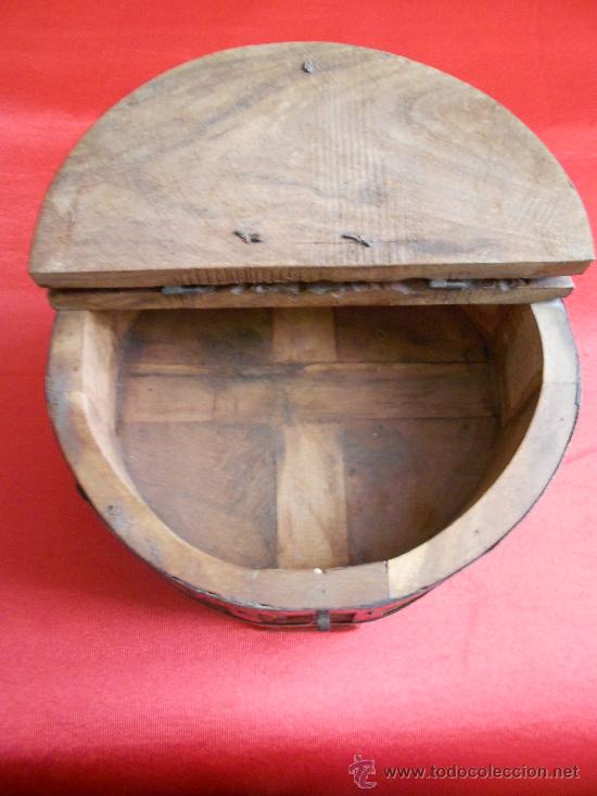 Vintage: caja de madera tallada hecha a mano - Foto 3