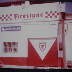 Vintage: SERVICIO NEUMATICOS FIRESTONE.MERIDA BADAJOZ. FOTO COLOR AÑOS 60-70.12.5X9. Lote 30894538