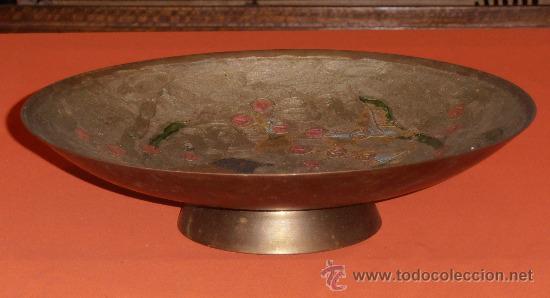 Vintage: FRUTERO DE BRONCE CON DECORACION FLORAL - Foto 1