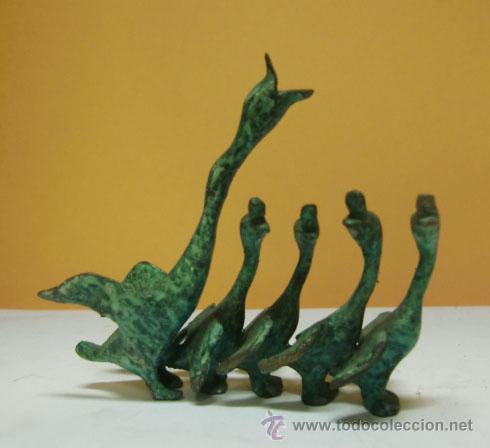 Vintage: Figura de oca con sus cr&iacute;as. - Foto 2