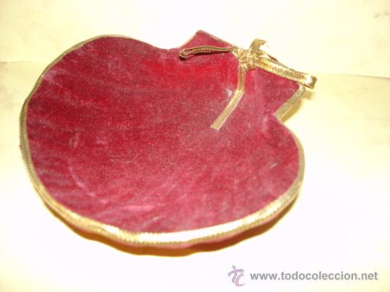 Vintage: CONCHA FORRADA DE TERCIOPELO - Foto 1