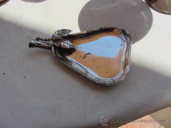 Vintage: Peque&ntilde;a bandeja con ba&ntilde;o en plata