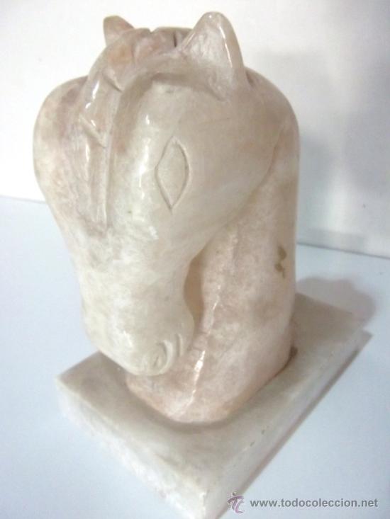 Vintage: BUSTO ECUESTRE EN ALABASTRO - Foto 2