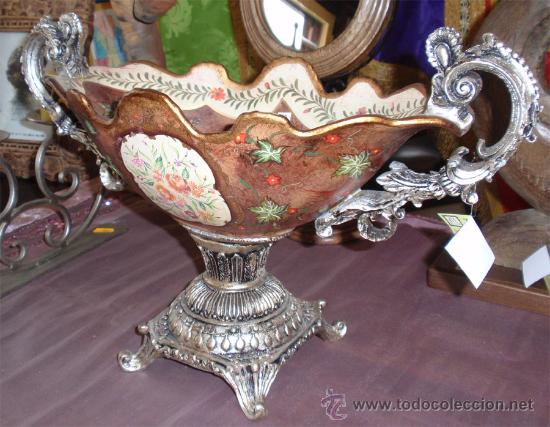 Vintage: Centro de mesa, estilo antiguo. Medida 46 x 25 x 20cm.