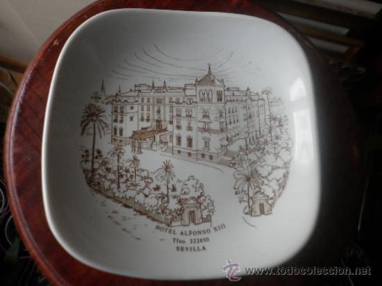 Vintage: CENICERO DE PORCELANA MAHOSA DE PUBLICIDAD DEL HOTEL ALFONSO XIII DE SEVILLA