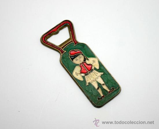 Vintage: Abridor de botellas en metal y esmalte. - Foto 3