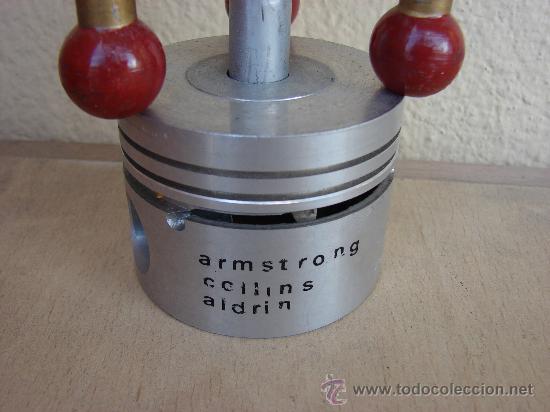 Vintage: FIGURA DE COHETE ESPACIAL. - Foto 3