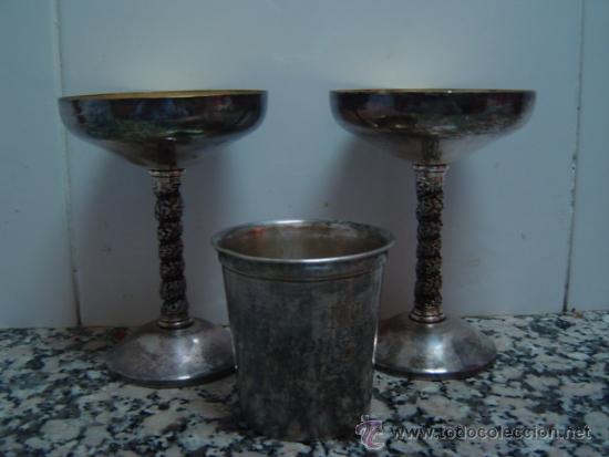 Vintage: 2 COPAS Y VASO METALICAS MARCA EN LA BASE MADE IN SPAIN
