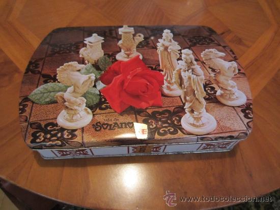 Vintage: caja de hojalata litografiada - Foto 1