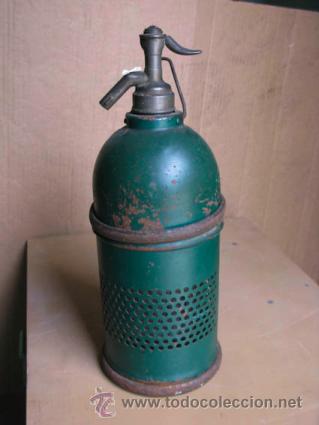 Vintage: Antiguo sif&oacute;n concarcasa de color verde, pieza muy original ideal coleccionista o decoraci&oacute;n,