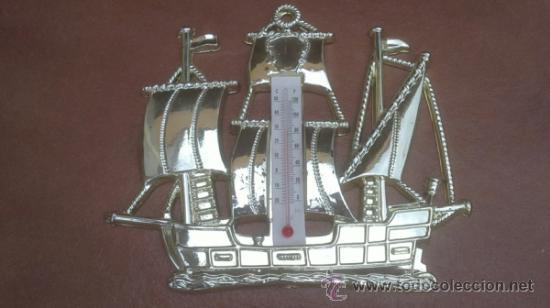 Vintage: ANTIGUO TERMOMETRO EN PLASTICO EN FORMA DE BARCO VELERO - Foto 1