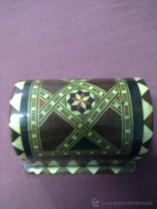 Vintage: GRANADINO BAULITO ARCON JOYERO MARQUETERIA - Foto 4