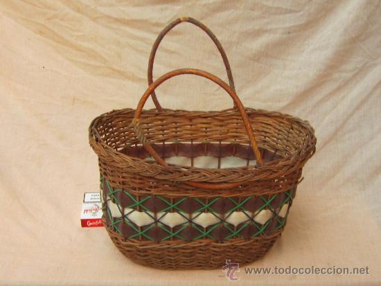 Vintage: CESTA DE MIMBRE DE LOS A&Ntilde;OS 60 - Foto 2