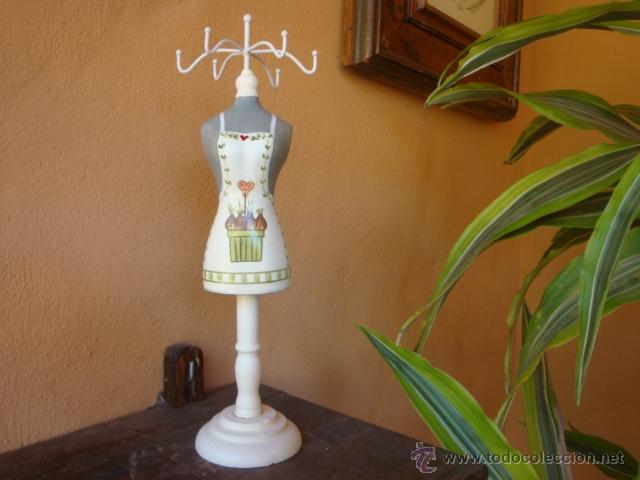 Vintage: maniqu&iacute; de madera - Foto 1