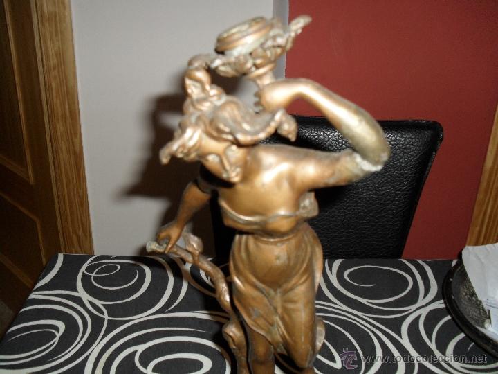 Vintage: escultura de calamina8 - Foto 1
