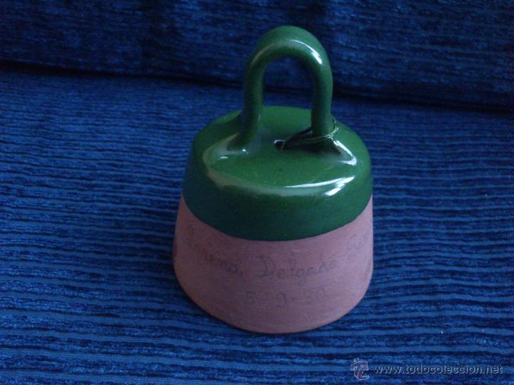 Vintage: Campana de barro esmaltado recuerdo de bautizo, de los a&ntilde;os 80.