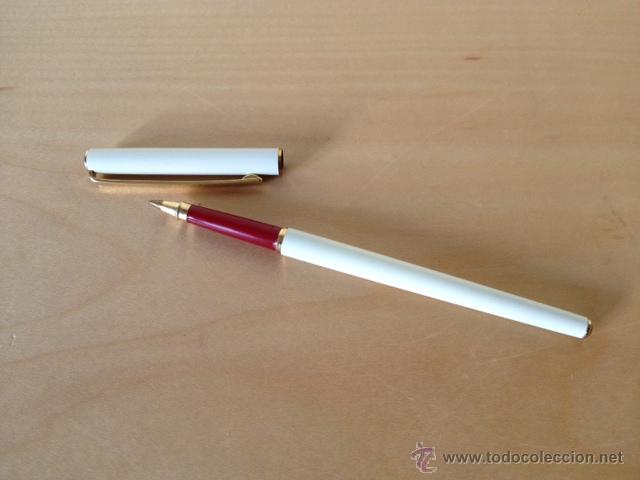Vintage: BOLIGRAFO CON TAPA - VINTAGE - PLAQUE ORO Y LACA BLANCA