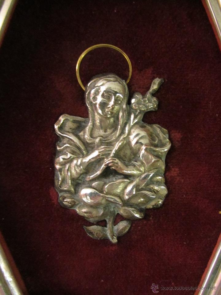 Vintage: MARCO DE PLATA CON IMAGEN DE VIRGEN PLATEADA - Foto 2