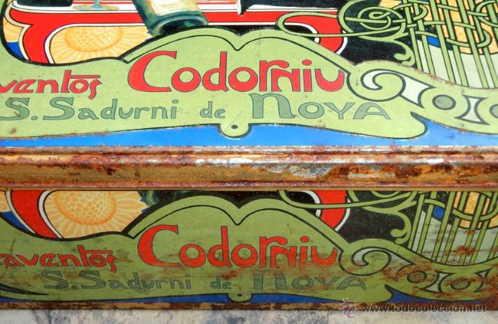 Vintage: PRECIOSA CAJA DE CHAPA. CODORNIU. MODERNISTA