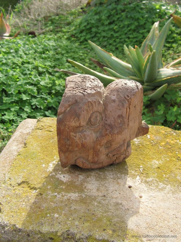 Vintage: Antigua gargola animal de madera