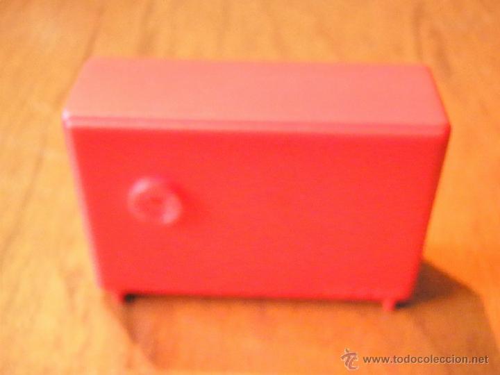 Vintage: VISOR CON FORMA TELEVISION DE MERIDA - Foto 2