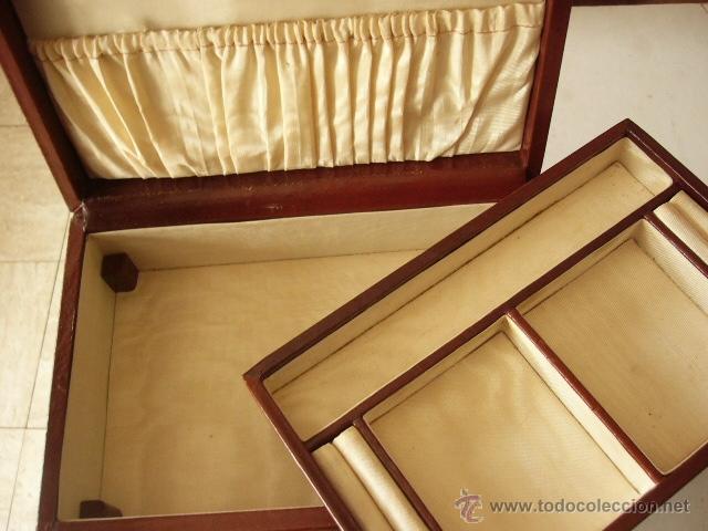 Vintage: MALETIN JOYERO DE VIAJE EN SIMIL PIEL. 2 BANDEJAS. 22 X 14 CM. 7 CM ALT.