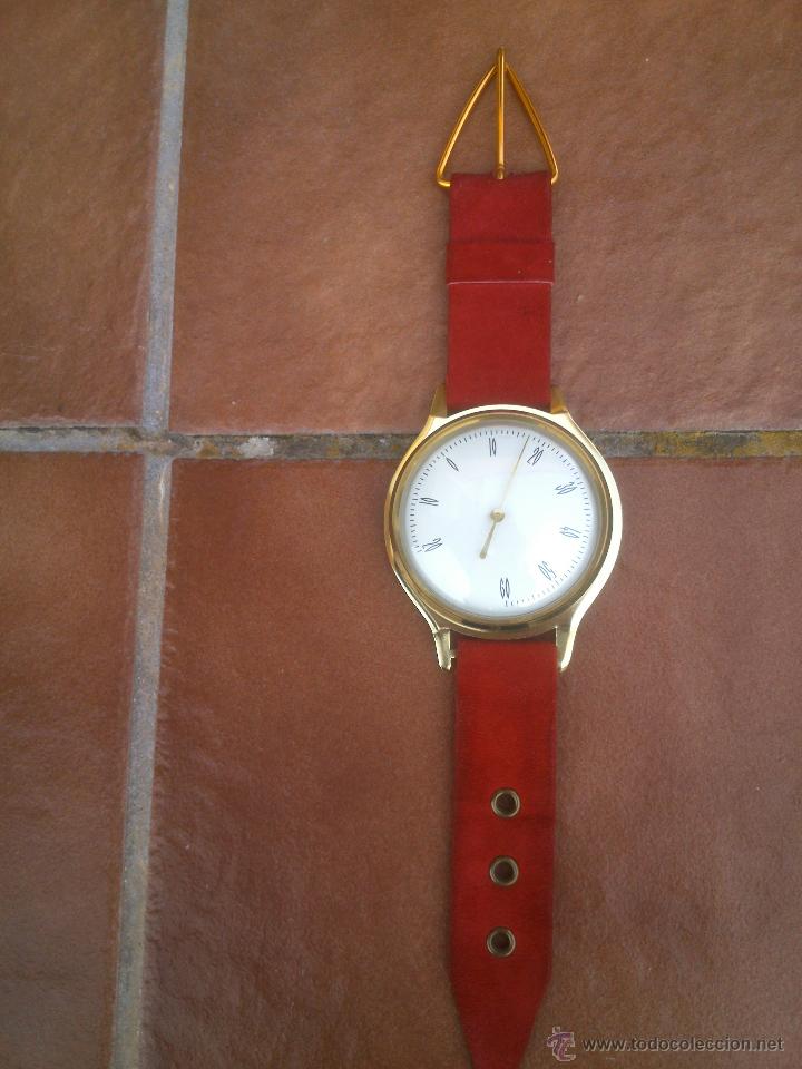 Vintage: ANTIGUO TERMOMETRO CON FORMA DE RELOJ .34X8CM. - Foto 1