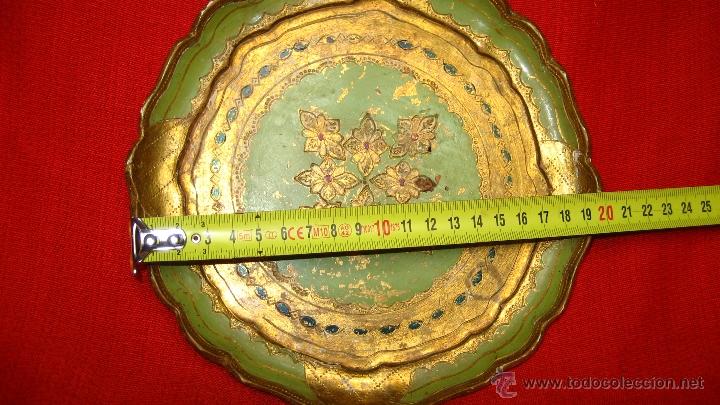 Vintage: PLATO DE MADERA ESTUCADO Y POLICROMADO EN ORO - Foto 5