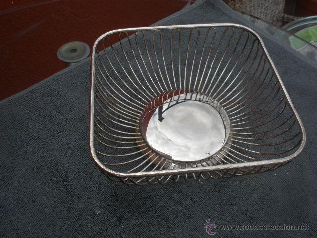 Vintage: FRUTERO - CENTRO DE MESA  MET&Aacute;LICO. - Foto 3