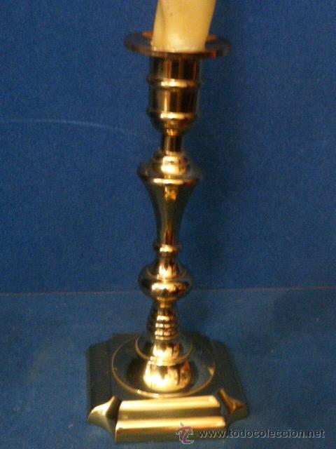 Vintage: PORTAVELAS O CANDELABRO DE BRONCE PULIDO