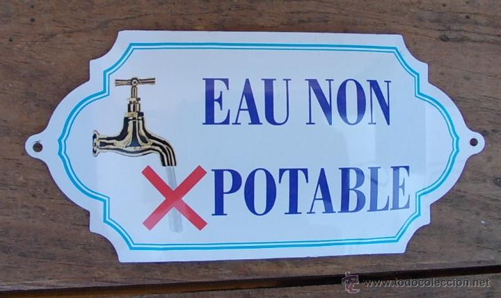 Vintage: cartel de eau non potable (agua no potable) en chapa ,, chap365
