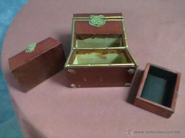 Vintage: CAJA MADERA FORRADA TAPIZADA Y METAL - Foto 5