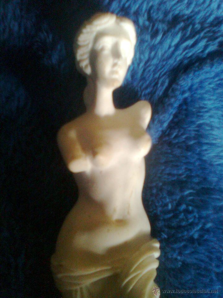 Vintage: Venus de milo en resina 16,50 cmz