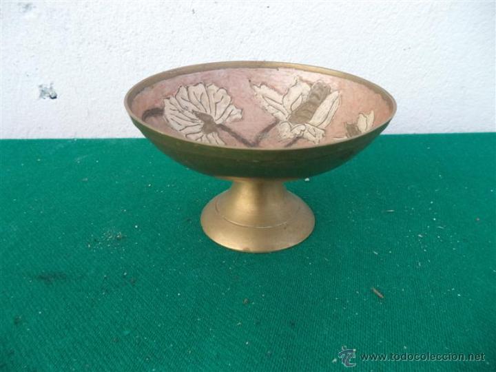 Vintage: frutero de metal repujado - Foto 1