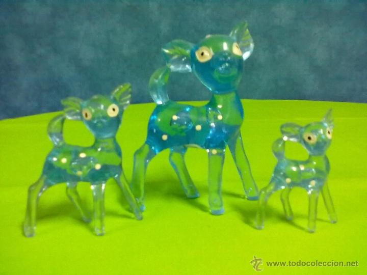 Vintage: TRES CERVATILLOS AZULES PLASTICO VINTAGE