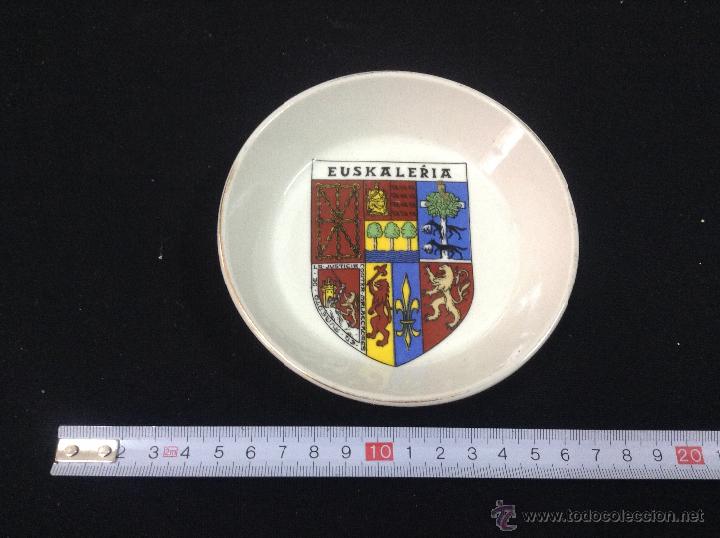 Vintage: plato euskalerria - car40 - Foto 1