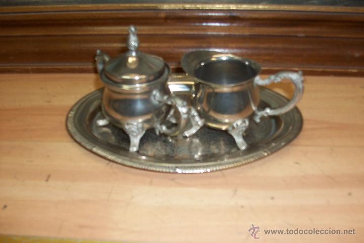 Vintage: BANDEJA CON LECHERA Y AZUCARERA - Foto 2