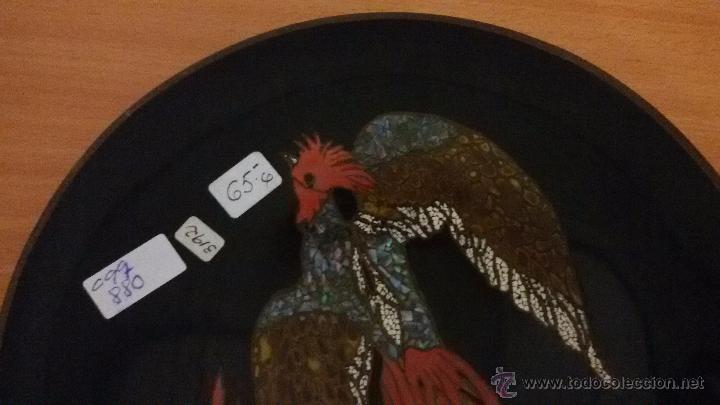 Vintage: PLATO ESMALTADO DE COBRE CON AVE DEL PARAISO - Foto 2